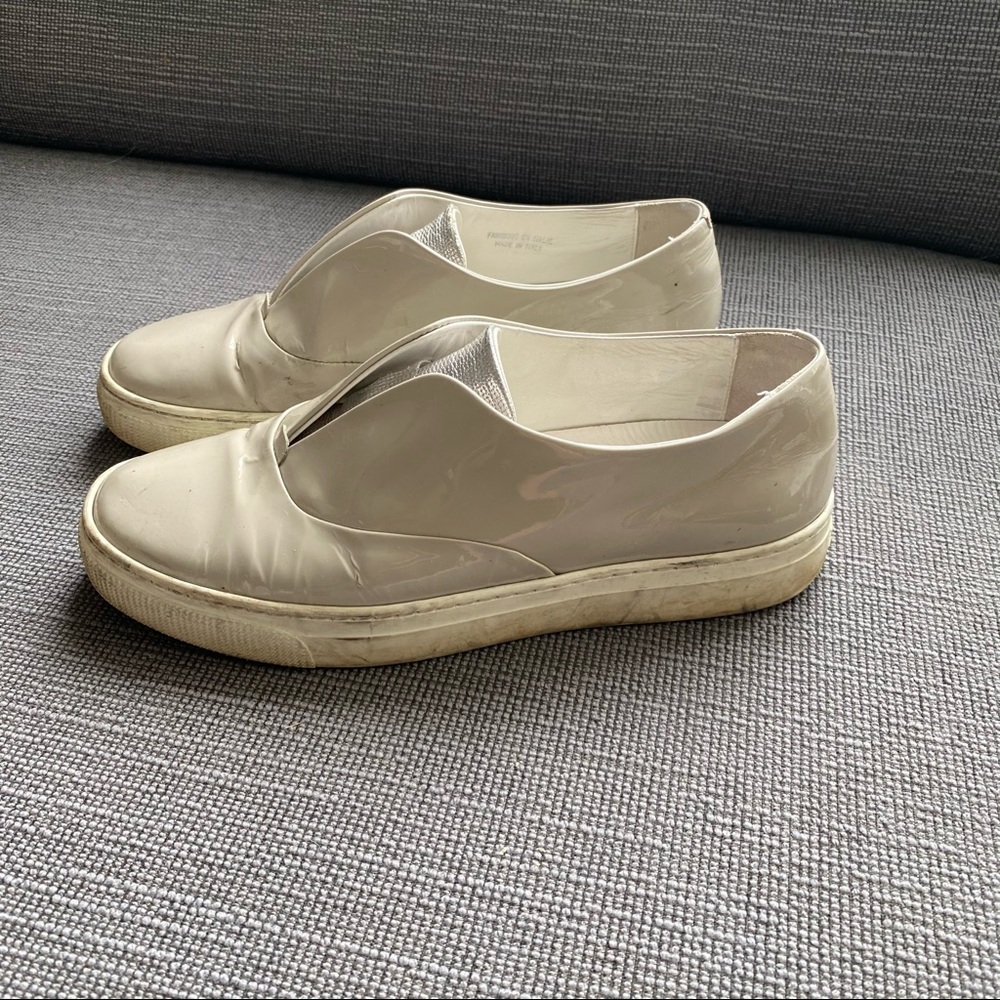 Patent leather ZCD slip-ons sneakers gray 8.5